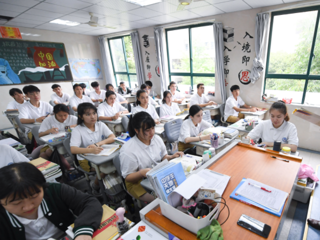 优质课程互通尽力打造民办校园跨区域深