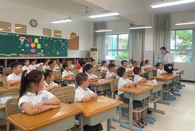 优质均衡方向加速跨进并积极探索高中教