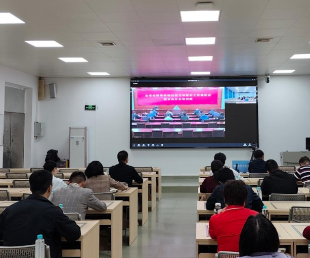 高度重视中小学校园食品安全全市范围内