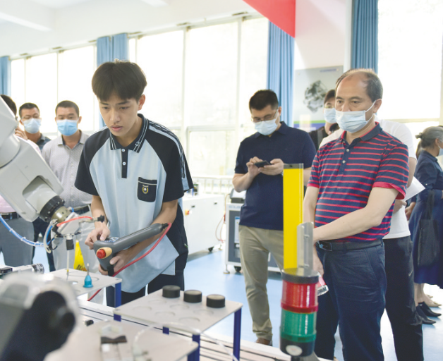 多元化的课程设置破解学用脱节经过深度