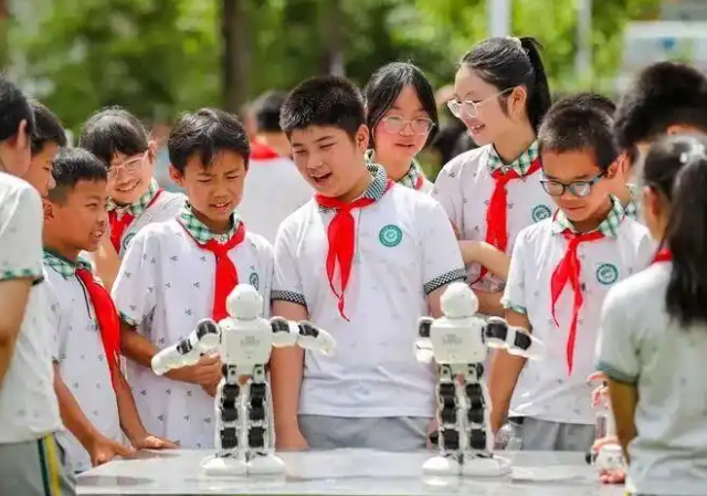 数据规范完成学生成长信息教育资源风险