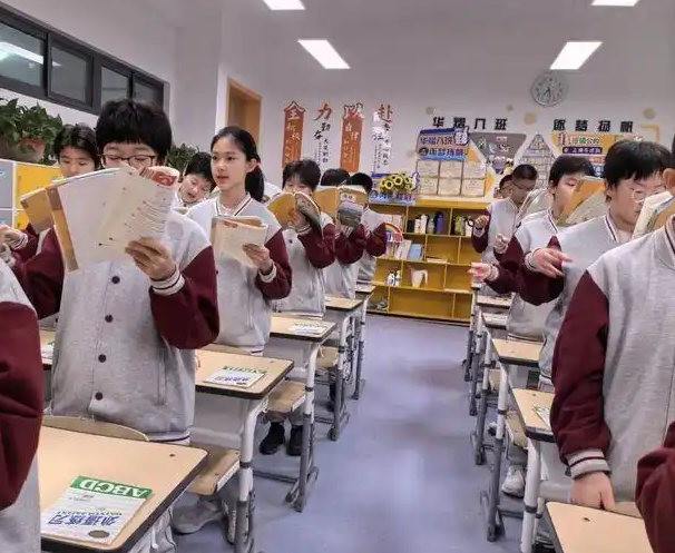 环节都显示着学校的育人用心互动都凝集