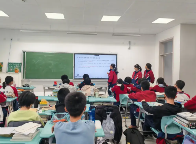 扩充学位供应深耕化办学系统推进优质教